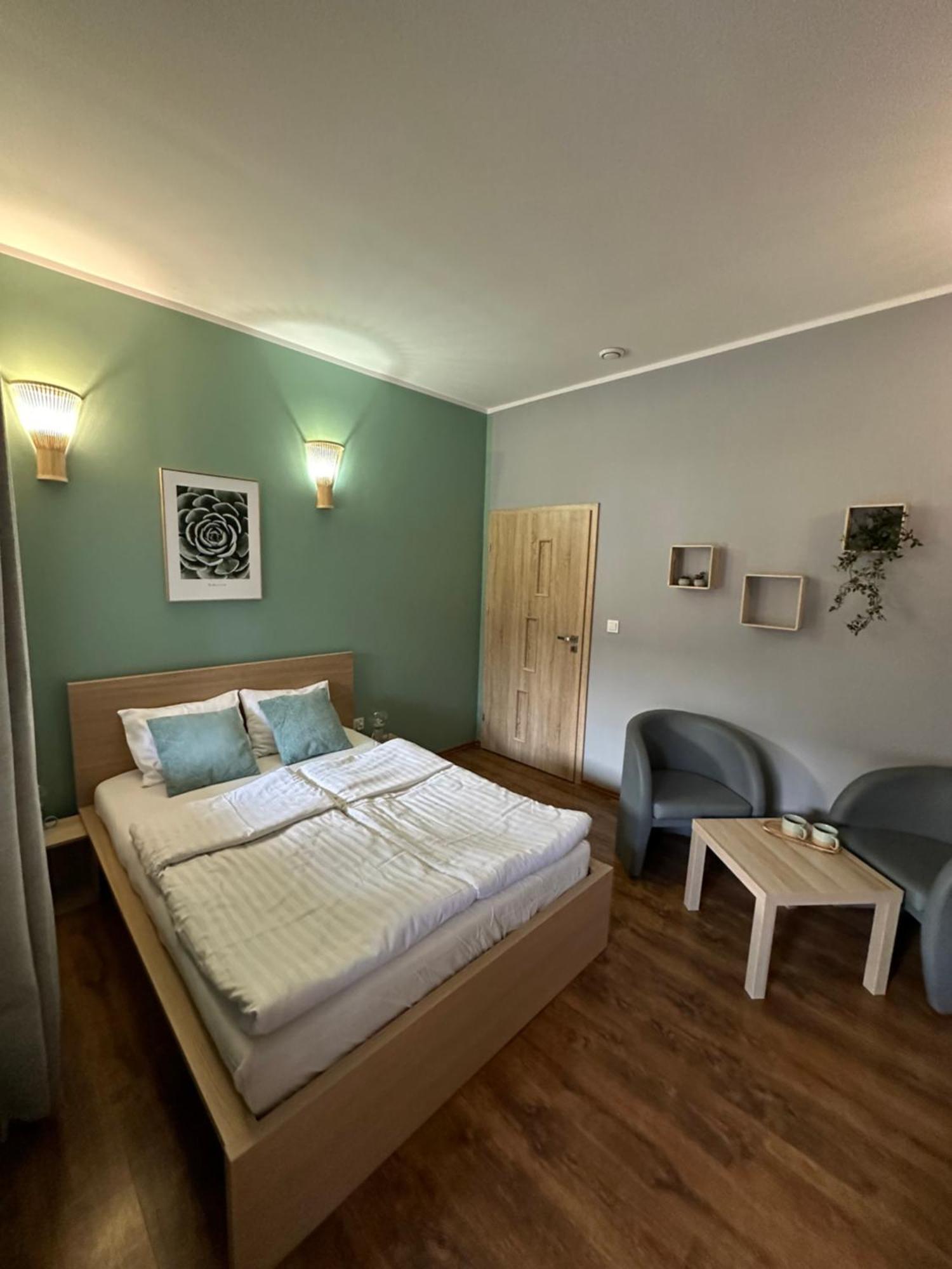 Hotel Nenufar Premium Kościan Zewnętrze zdjęcie